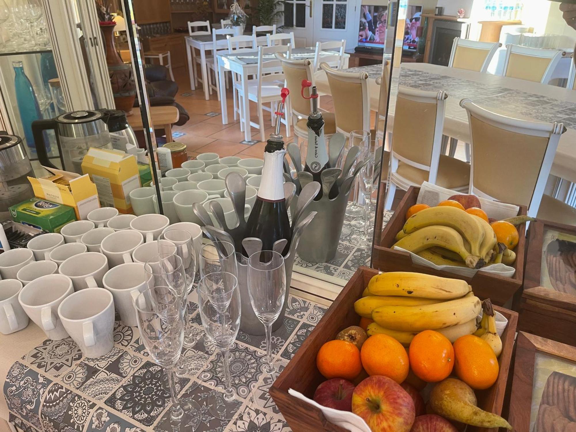Anna'S Garden Bed & Breakfast Torrevieja Luaran gambar