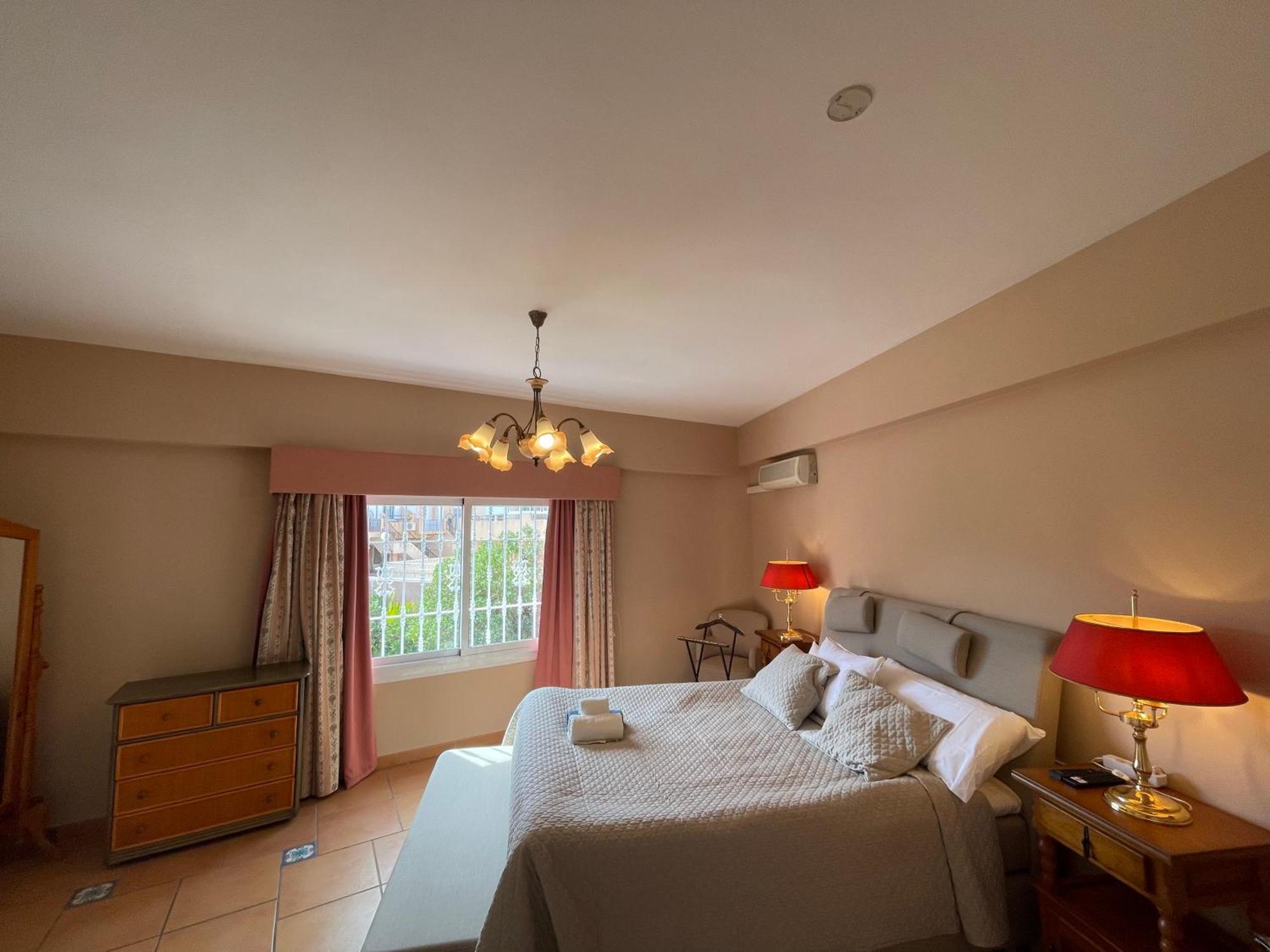 Anna'S Garden Bed & Breakfast Torrevieja Bilik gambar