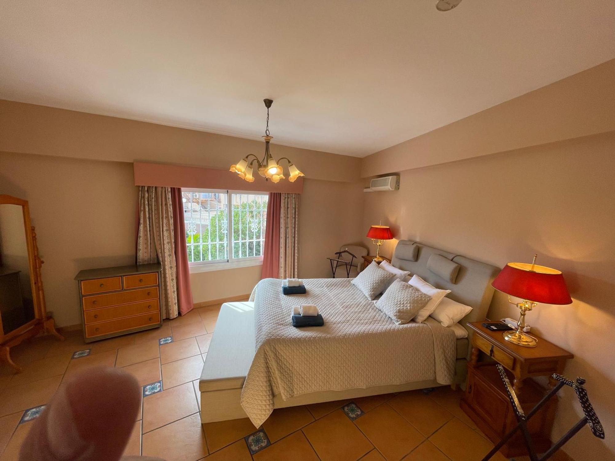 Anna'S Garden Bed & Breakfast Torrevieja Bilik gambar