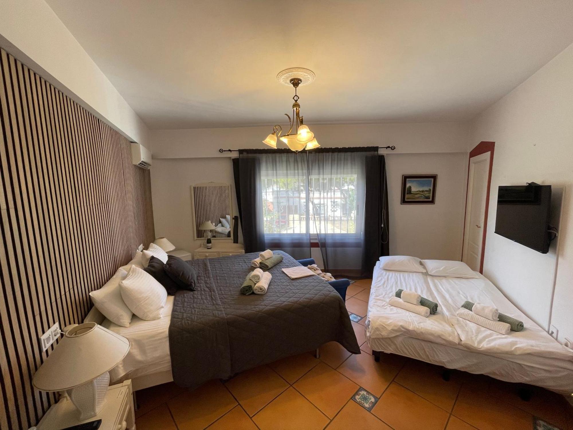 Anna'S Garden Bed & Breakfast Torrevieja Bilik gambar